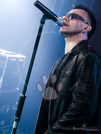 U2