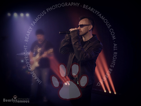 U2