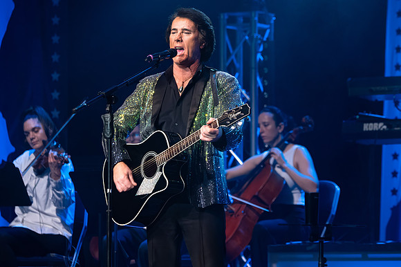 Billy_Glive_11_24 25